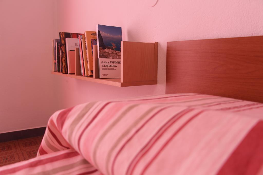 Gottardo Bed & Breakfast Monserrato Exterior photo