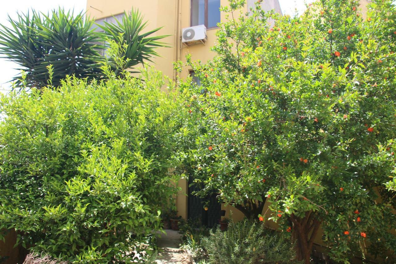 Gottardo Bed & Breakfast Monserrato Exterior photo